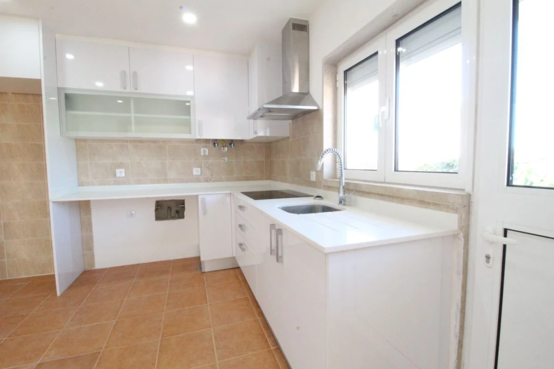 Moradia T3 para Venda em Charneca de Caparica e Sobreda Foto 6