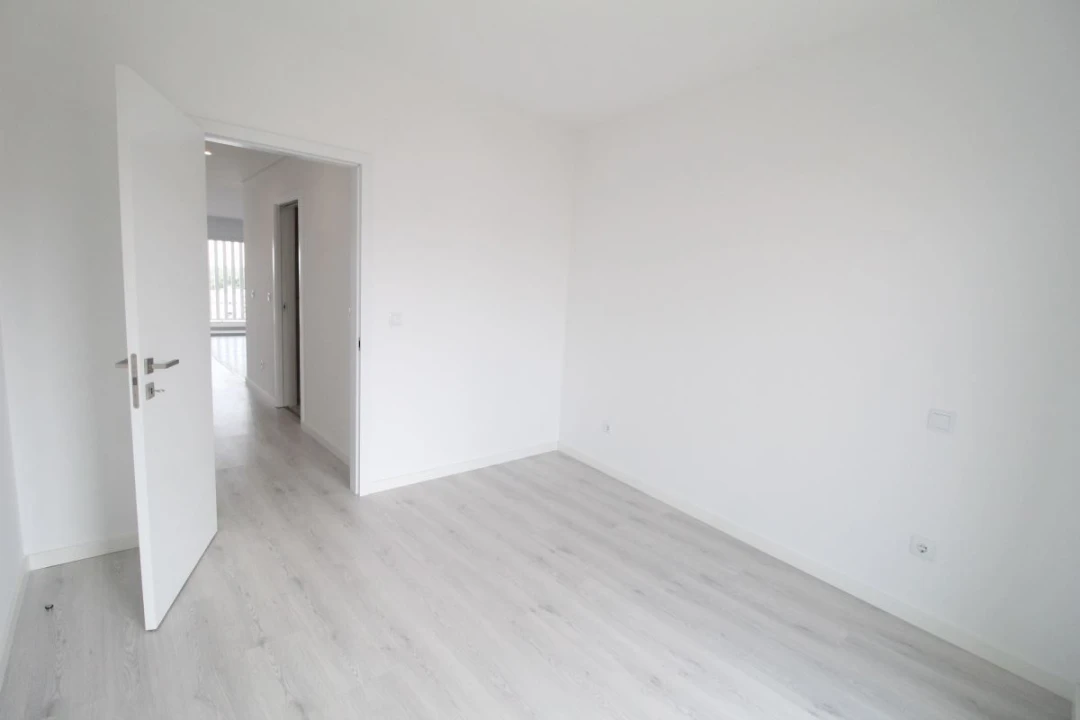 Apartamento T2 para Venda em Corroios Foto 1
