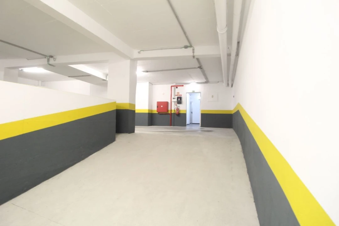Apartamento T2 para Venda em Corroios Foto 6
