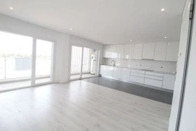 Apartamento T2 para Venda em Corroios