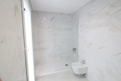 Apartamento T2 para Venda em Corroios