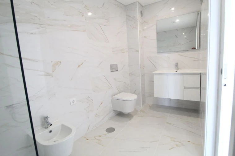 Apartamento T2 para Venda em Corroios Foto 23