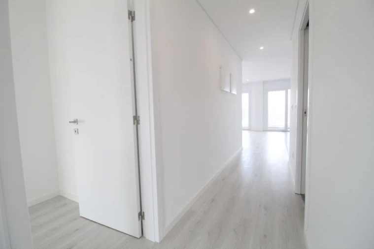 Apartamento T2 para Venda em Corroios Foto 21