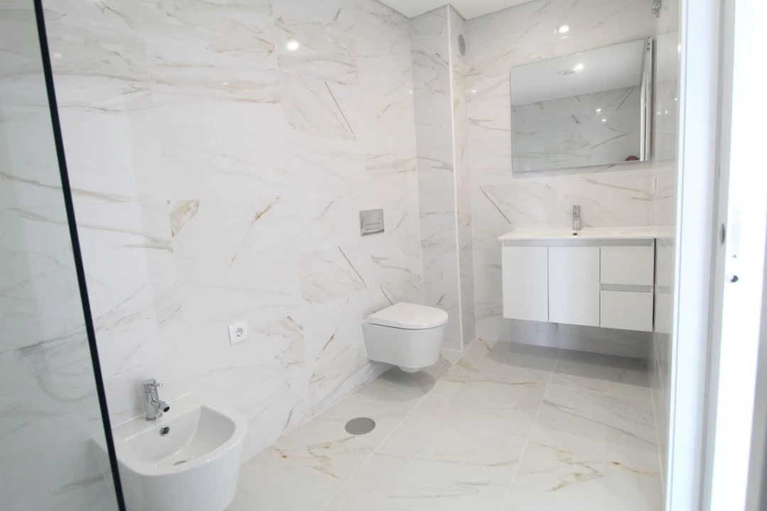 Apartamento T2 para Venda em Corroios Foto 35