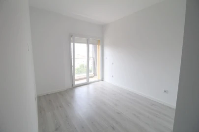 Apartamento T2 para Venda em Corroios