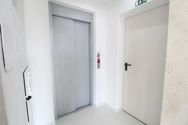 Apartamento T2 para Venda em Corroios Foto 17
