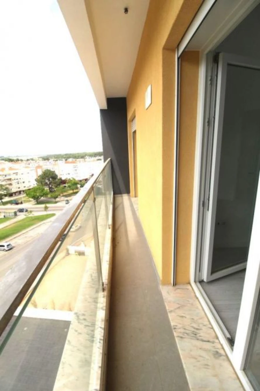 Apartamento T2 para Venda em Corroios Foto 3