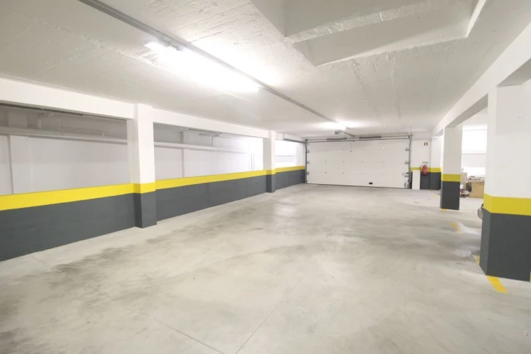 Apartamento T2 para Venda em Corroios Foto 5