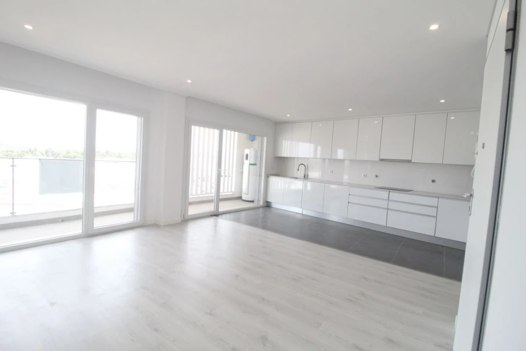 Apartamento T2 para Venda em Corroios Foto 25