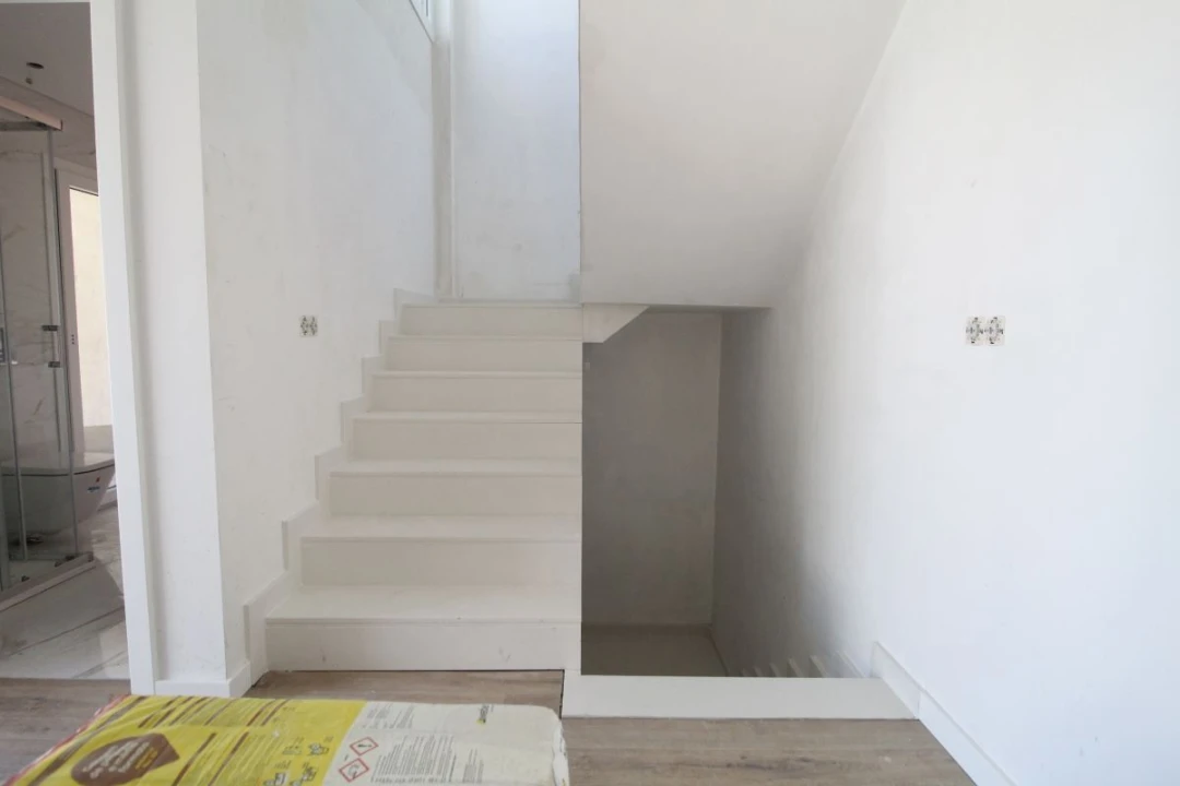 Moradia T4 para Venda em Corroios Foto 38