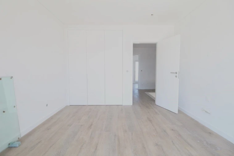 Moradia T4 para Venda em Corroios Foto 26