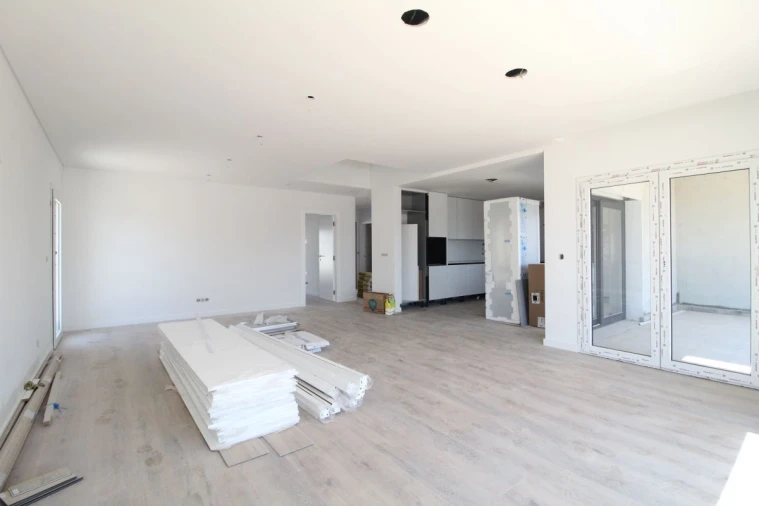 Moradia T4 para Venda em Corroios Foto 5