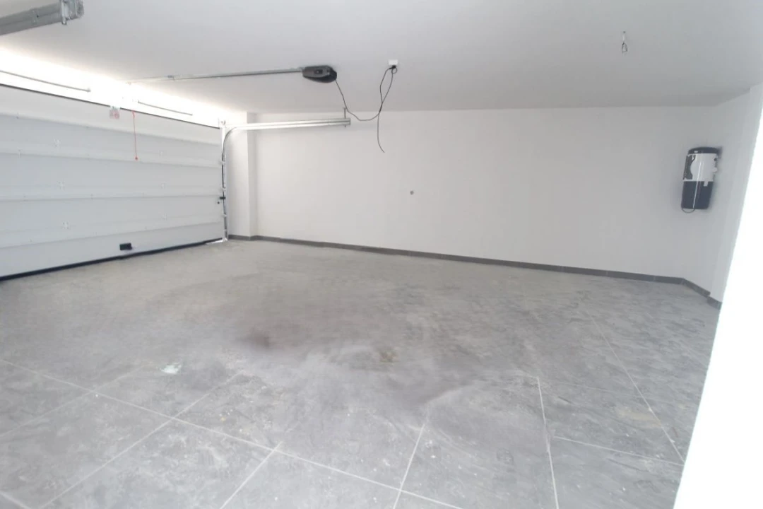 Moradia T4 para Venda em Corroios Foto 43