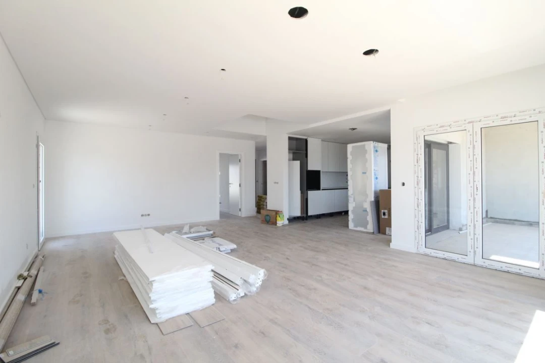 Moradia T4 para Venda em Corroios Foto 6