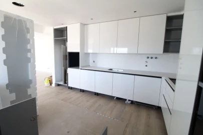 Moradia T4 para Venda em Corroios