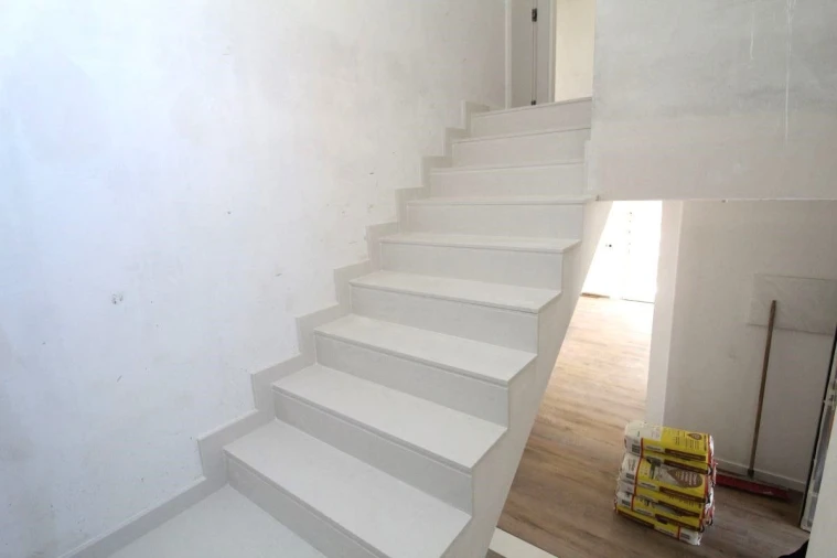 Moradia T4 para Venda em Corroios Foto 38