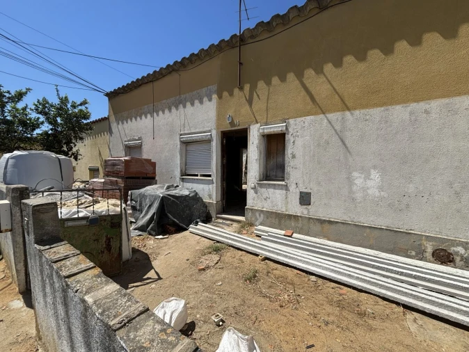 Moradia T3 para Venda em União das Freguesias de Setúbal Foto 3