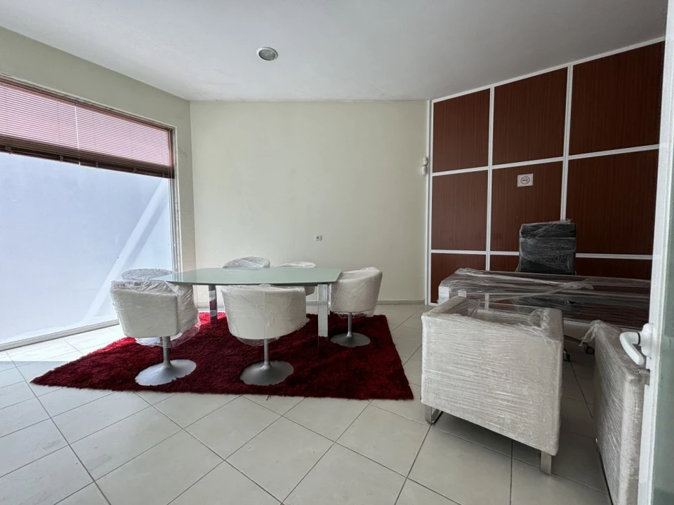 Negócio para Arrendamento em Carnaxide e Queijas Foto 7