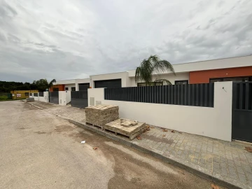 Moradia T4 para Venda em União das Freguesias de Setúbal