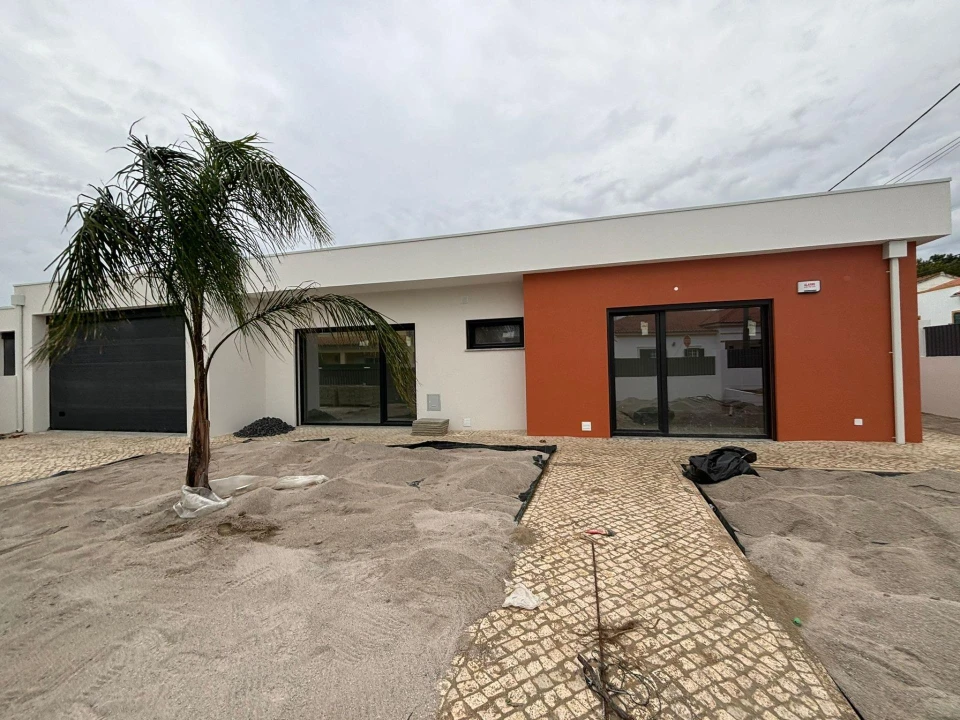 Moradia T4 para Venda em União das Freguesias de Setúbal Foto 1