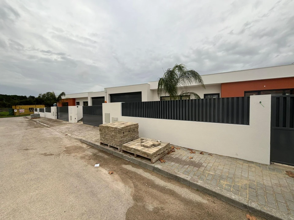 Moradia T4 para Venda em União das Freguesias de Setúbal Foto 2