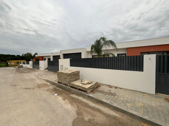 Moradia T4 para Venda em União das Freguesias de Setúbal Foto 2