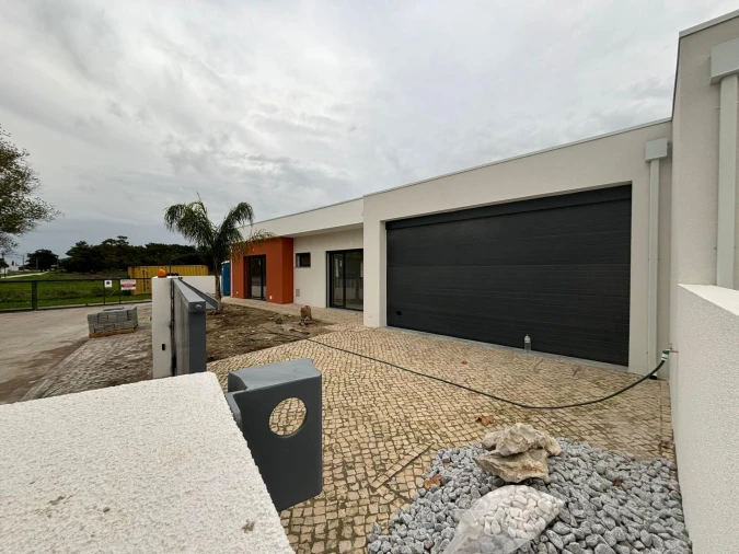 Moradia T4 para Venda em União das Freguesias de Setúbal Foto 4
