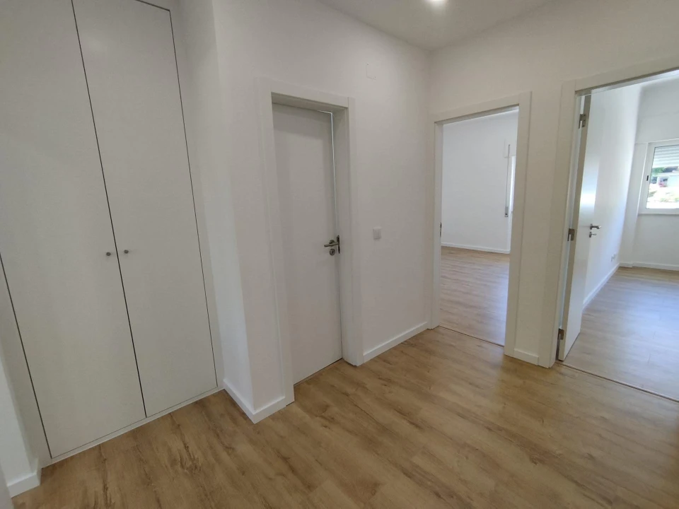 Apartamento T2 para Venda em Barreiro e Lavradio Foto 2