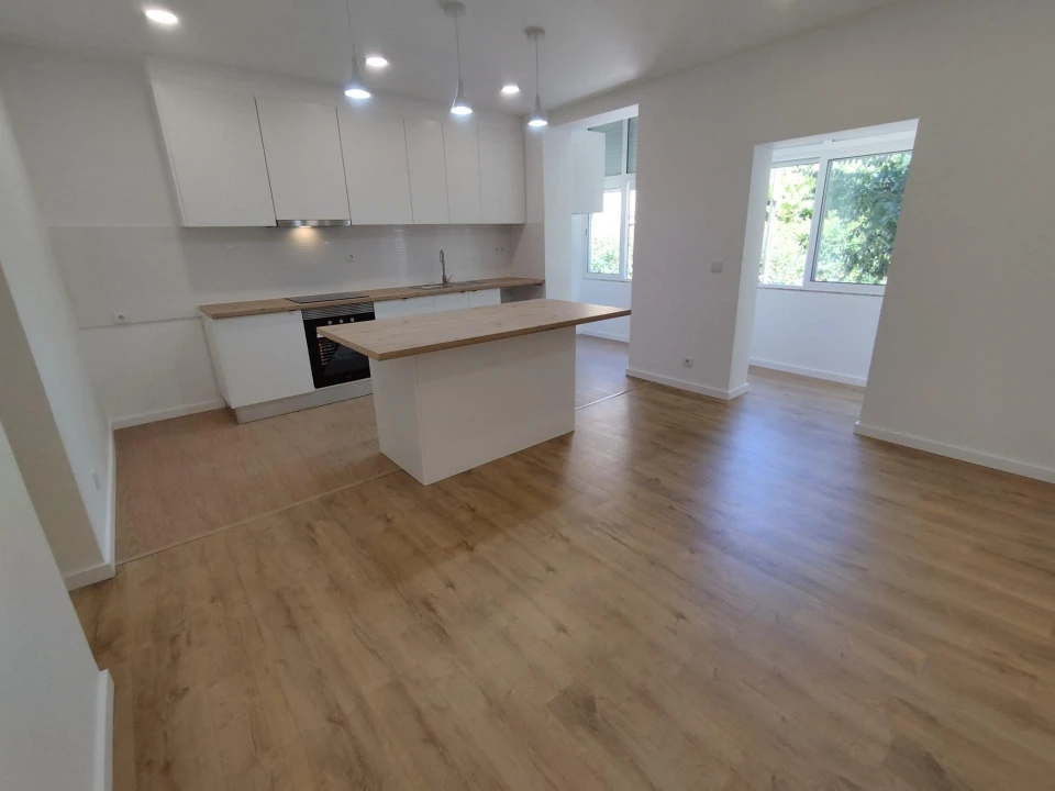 Apartamento T2 para Venda em Barreiro e Lavradio Foto 23