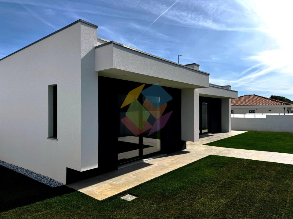 Moradia T3 para Venda em Santa Maria da Feira, Travanca, Sanfins e Espargo Foto 7
