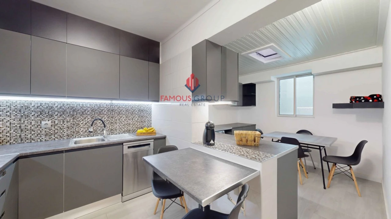 Apartamento T2 para Venda em Portimão Foto 9