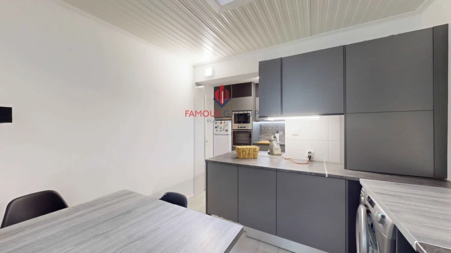 Apartamento T2 para Venda em Portimão Foto 11