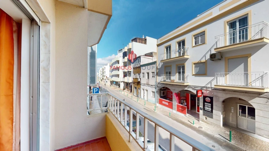 Apartamento T2 para Venda em Portimão Foto 6