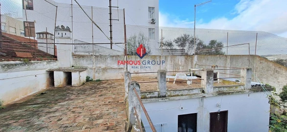 Moradia T8 para Venda em Portimão