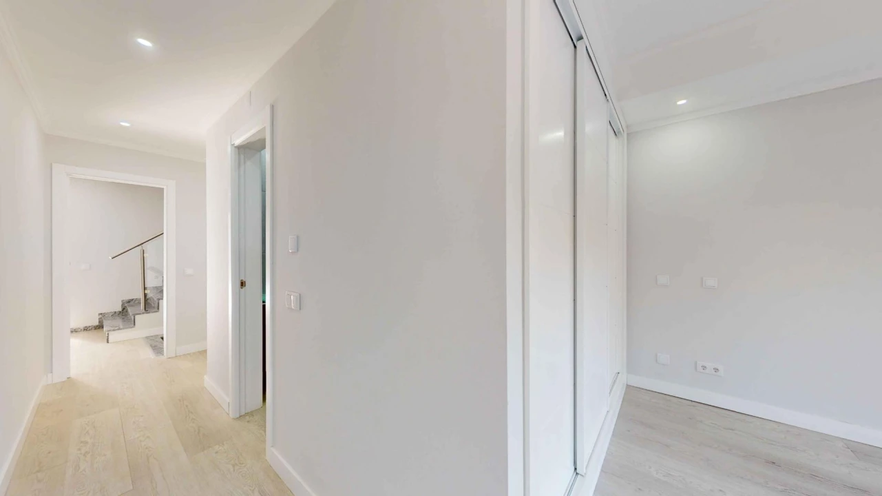 Moradia T3 para Venda em Estômbar e Parchal Foto 13