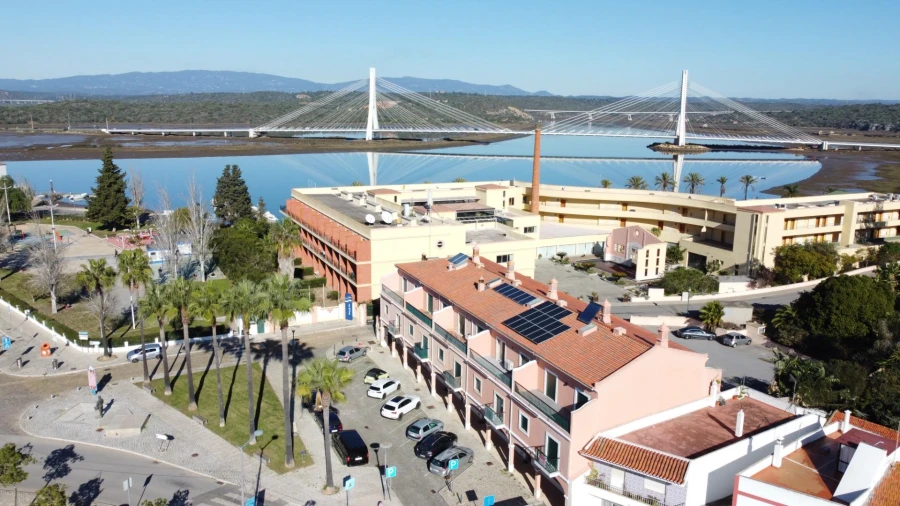 Moradia T3 para Venda em Estômbar e Parchal