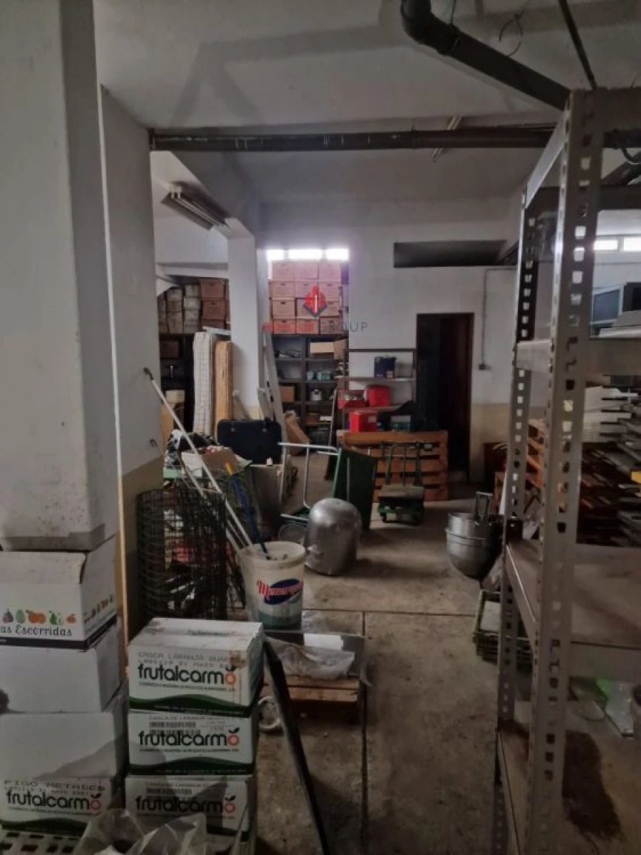 Armazém para Venda em Portimão Foto 13