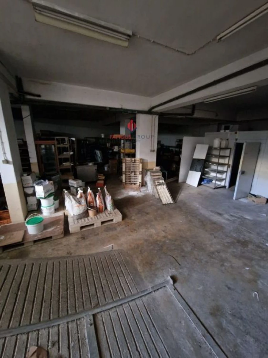 Armazém para Venda em Portimão Foto 2