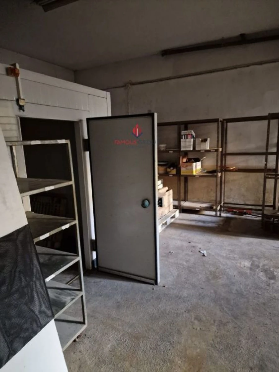 Armazém para Venda em Portimão Foto 5