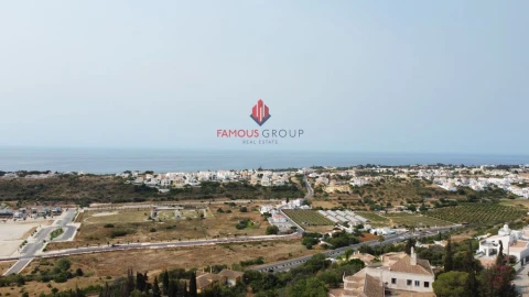 Terreno para Venda em Albufeira e Olhos de Água