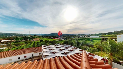 Moradia T4 para Venda em Silves