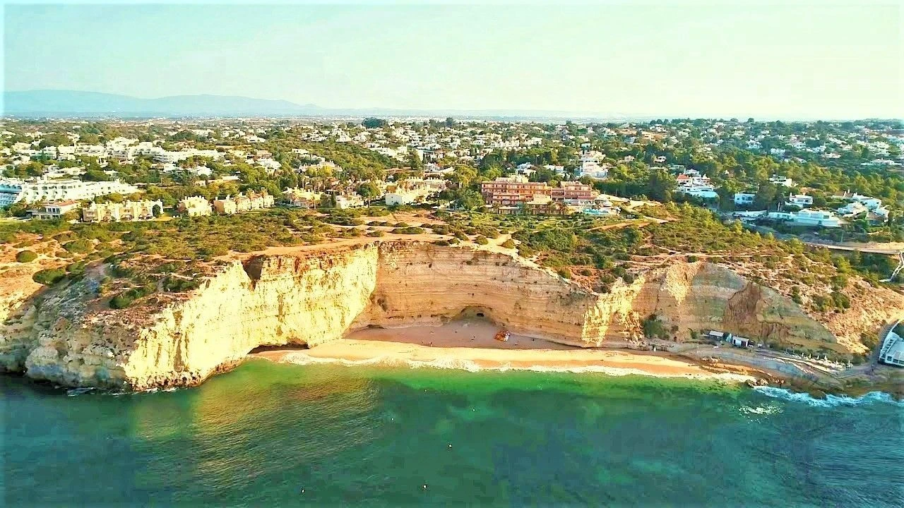 Moradia T5 para Venda em Lagoa e Carvoeiro Foto 3
