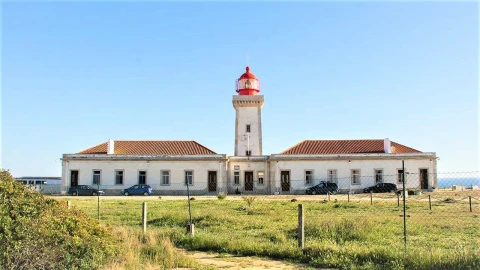 Moradia T5 para Venda em Lagoa e Carvoeiro