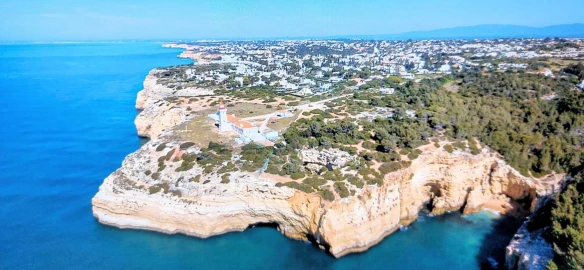 Moradia T5 para Venda em Lagoa e Carvoeiro