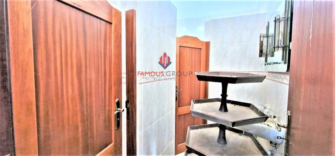 Moradia T5 para Venda em Alferce Foto 17