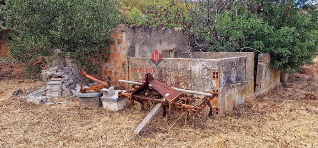 Moradia T5 para Venda em Alferce Foto 35