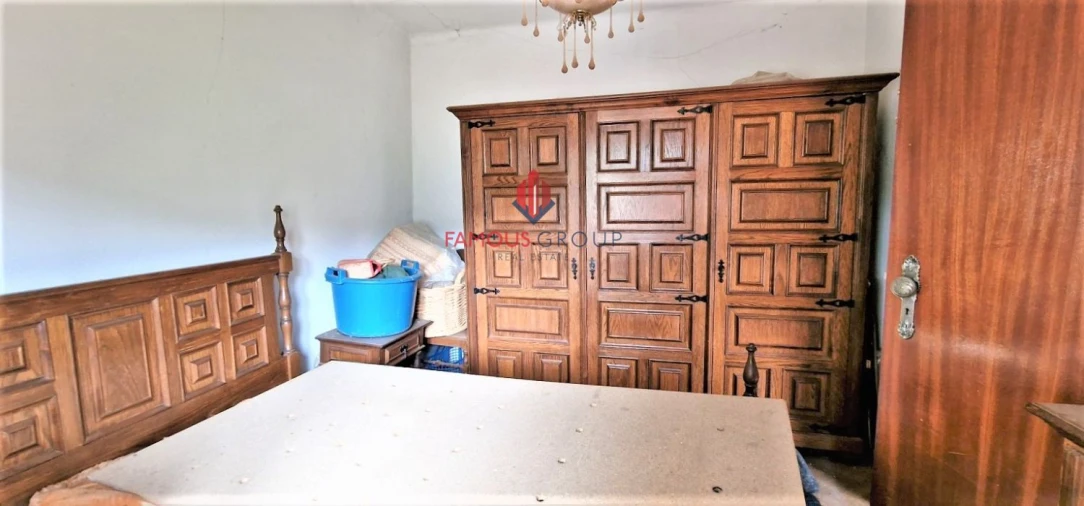 Moradia T5 para Venda em Alferce Foto 6