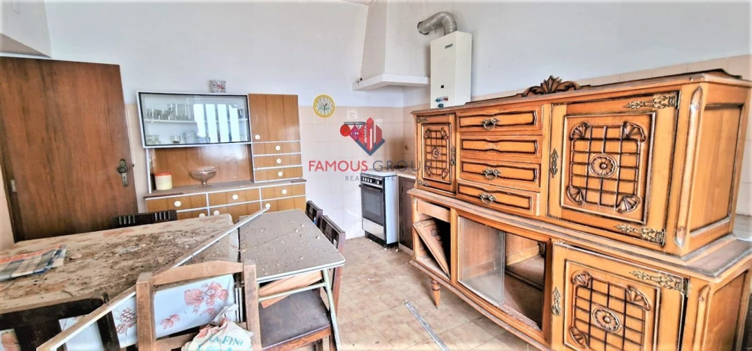 Moradia T5 para Venda em Alferce Foto 7