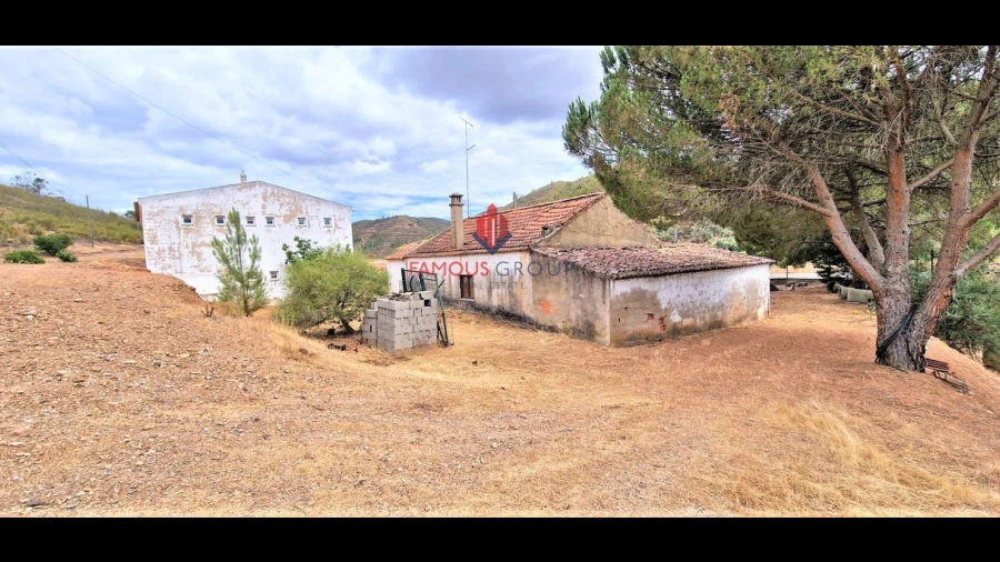 Moradia T5 para Venda em Alferce
