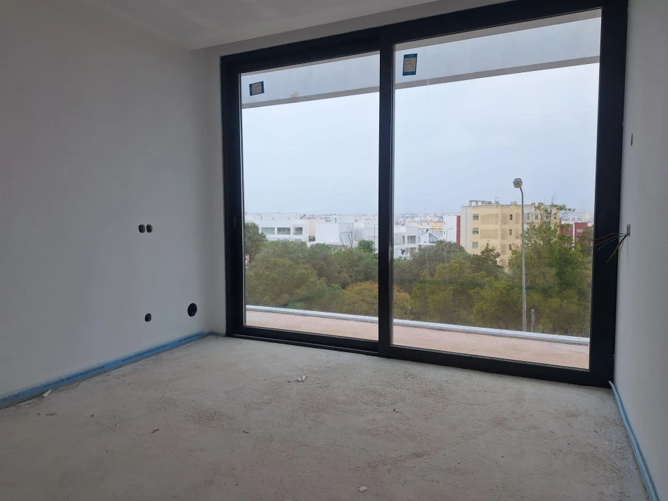 Moradia T3 para Venda em Estômbar e Parchal Foto 6